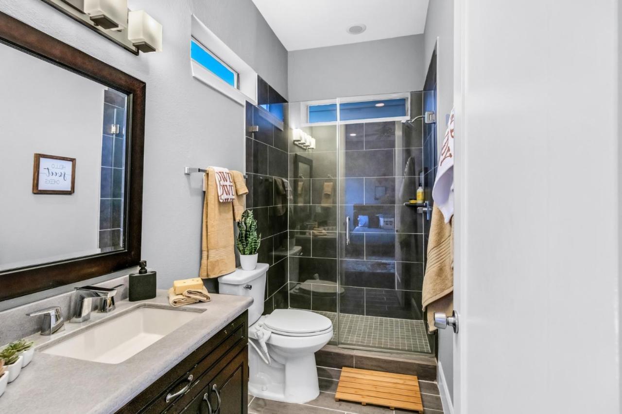 Modern, Houston Inspired House With Best Views Of Downtown! - Less Than 1 Mile To Eado Midtown Bars Home Екстер'єр фото